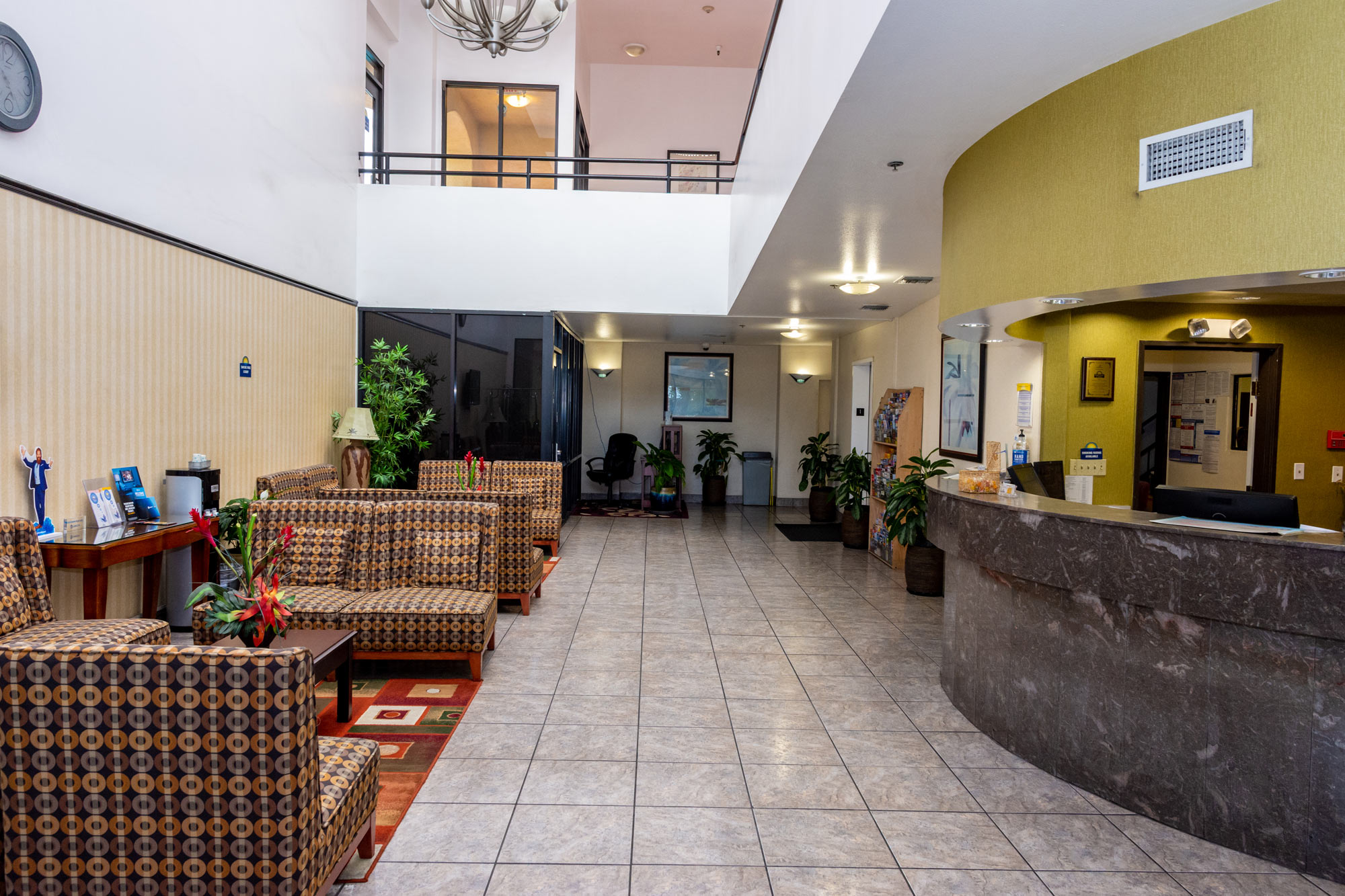 17510 Pioneer Blvd, Artesia, CA 90701 US